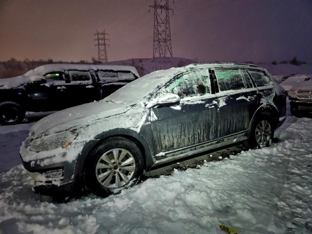  Salvage Volkswagen Golf