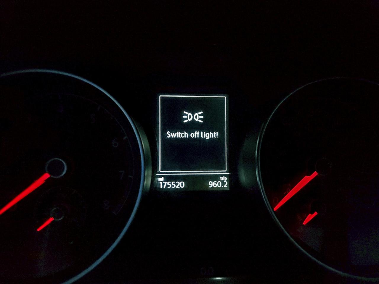 Volkswagen Golf S Image 9