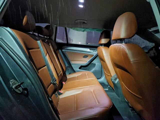 Volkswagen Golf S Image 7