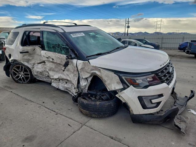 Ford Explorer Sport Image 10