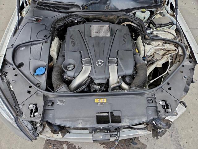 Mercedes-Benz S-Class 550 4matic Image 8