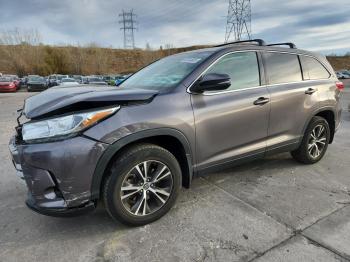  Salvage Toyota Highlander