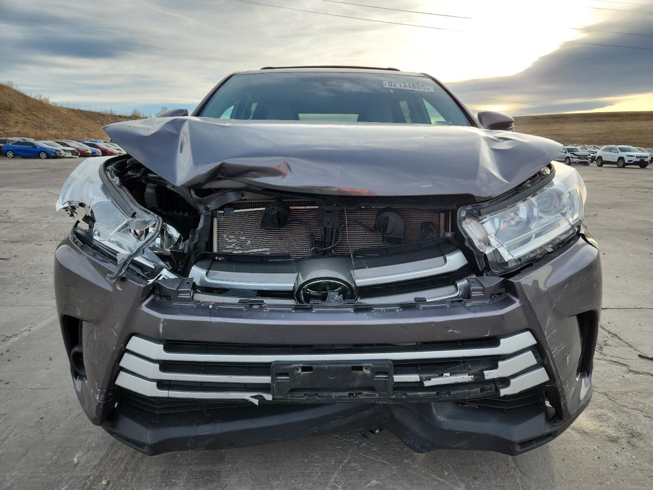 Toyota Highlander Le Image 13