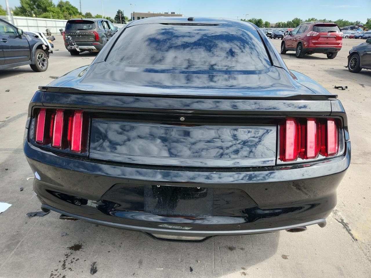 Ford Mustang Gt Image 7