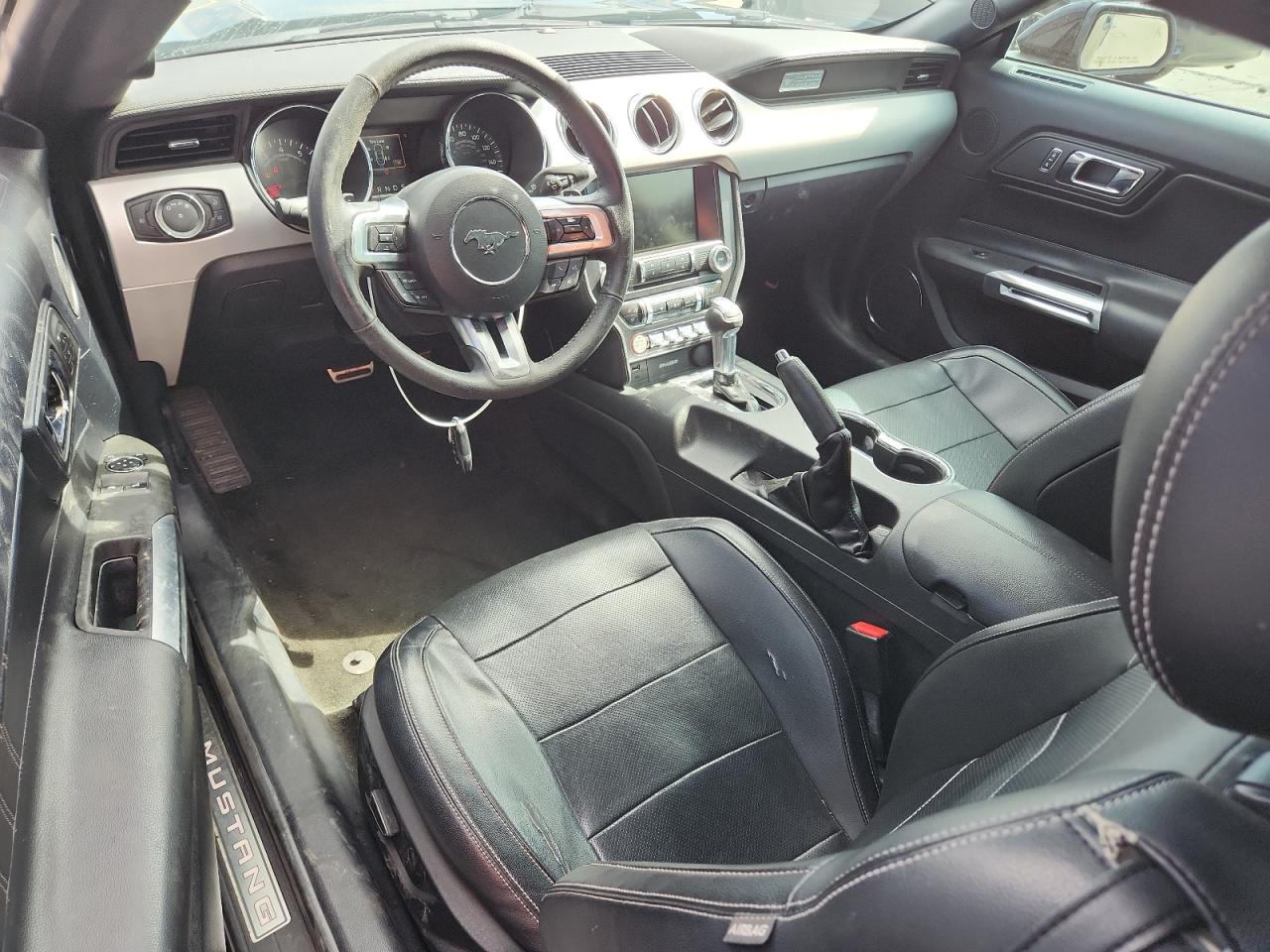 Ford Mustang Gt Image 4