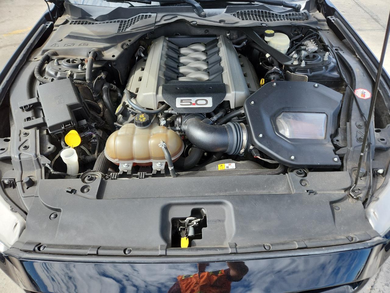 Ford Mustang Gt Image 2