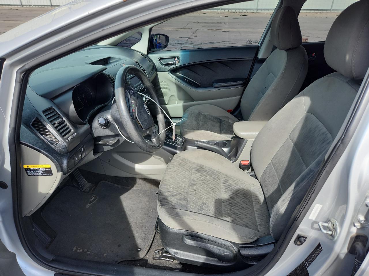 Kia Forte Lx Image 9