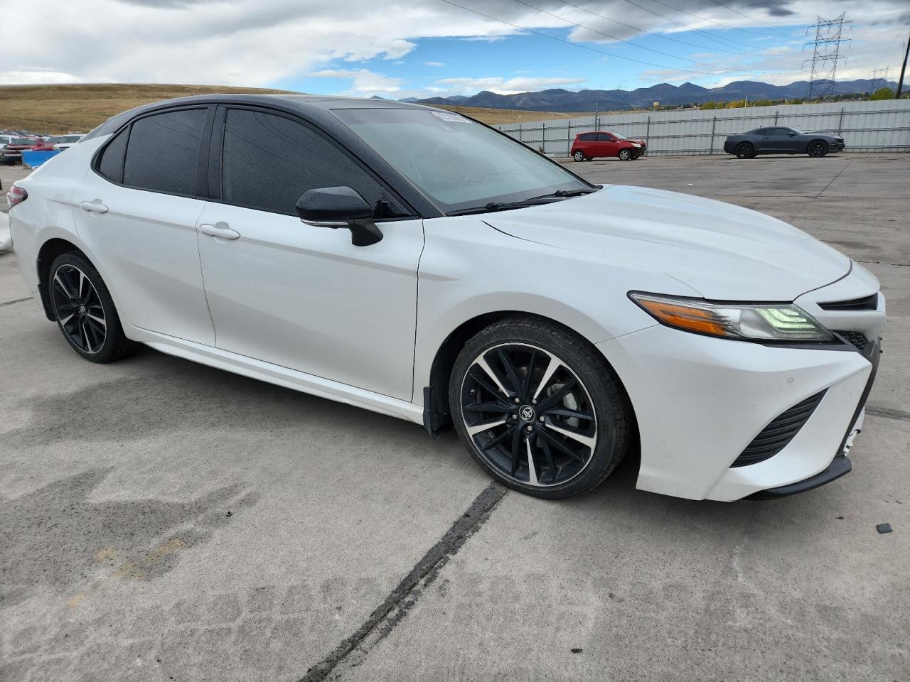 Toyota Camry Xse Image 2