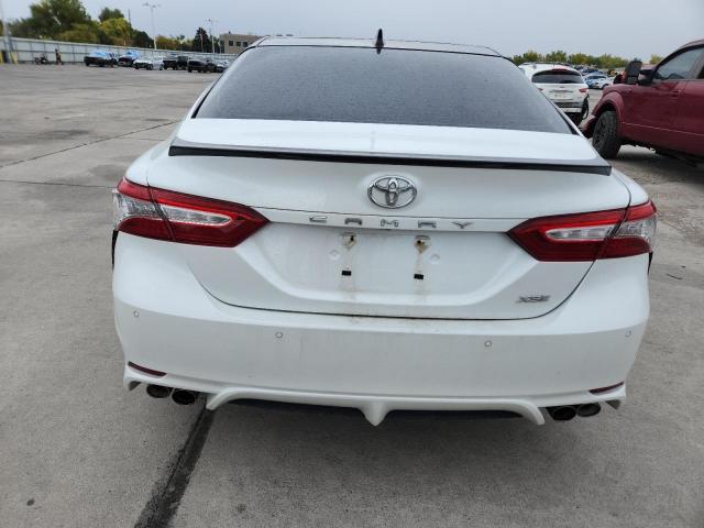 Toyota Camry Xse Image 10