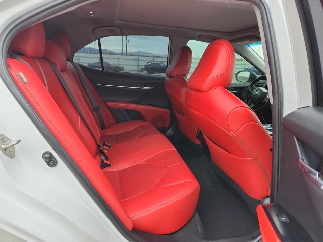 Toyota Camry Xse Image 8