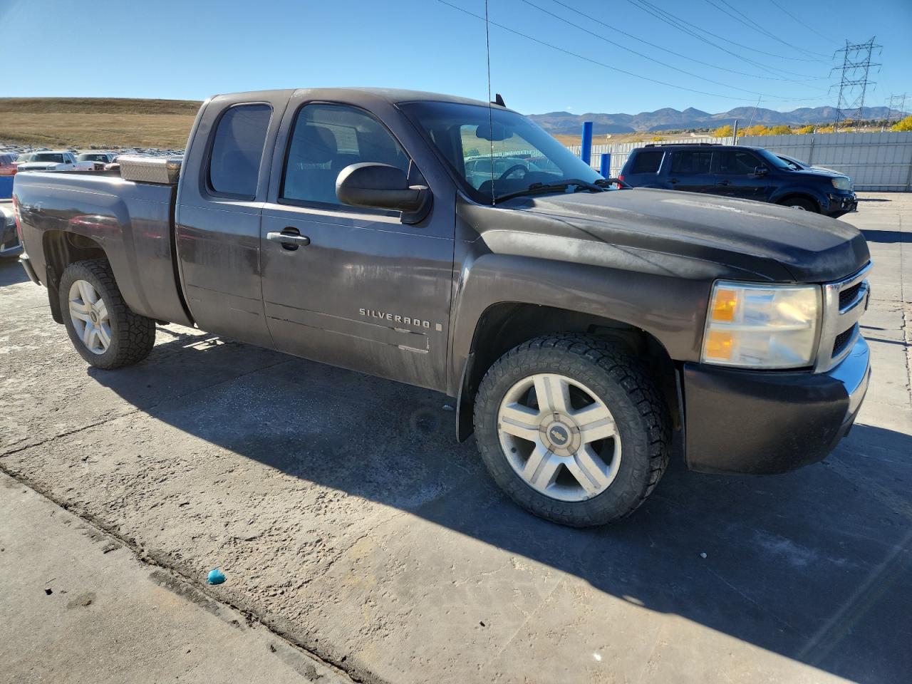 Chevrolet Silverado K1500 Image 6