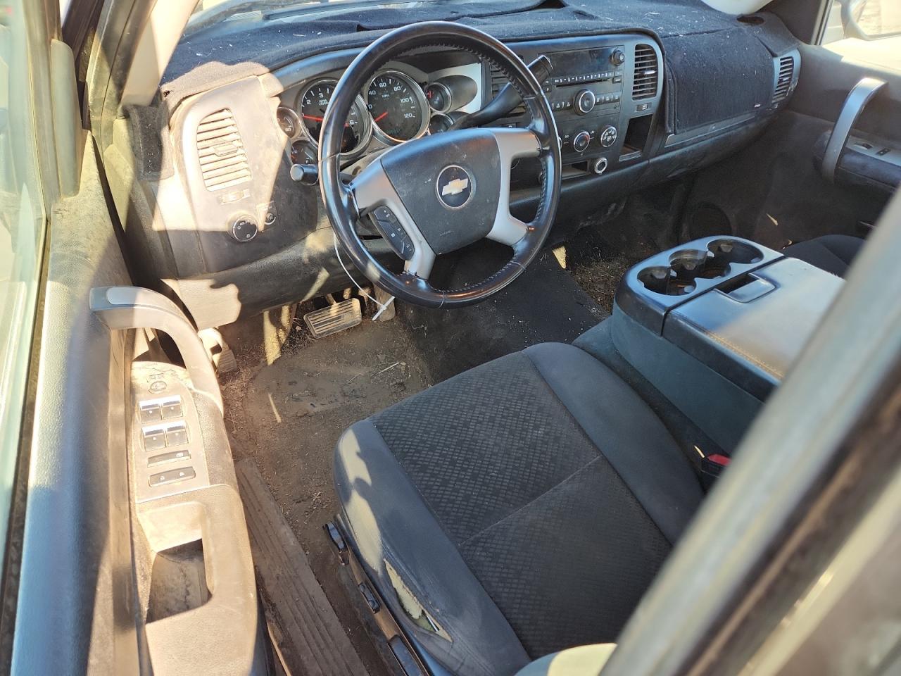 Chevrolet Silverado K1500 Image 9