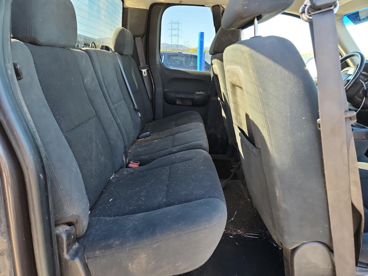 Chevrolet Silverado K1500 Image 7