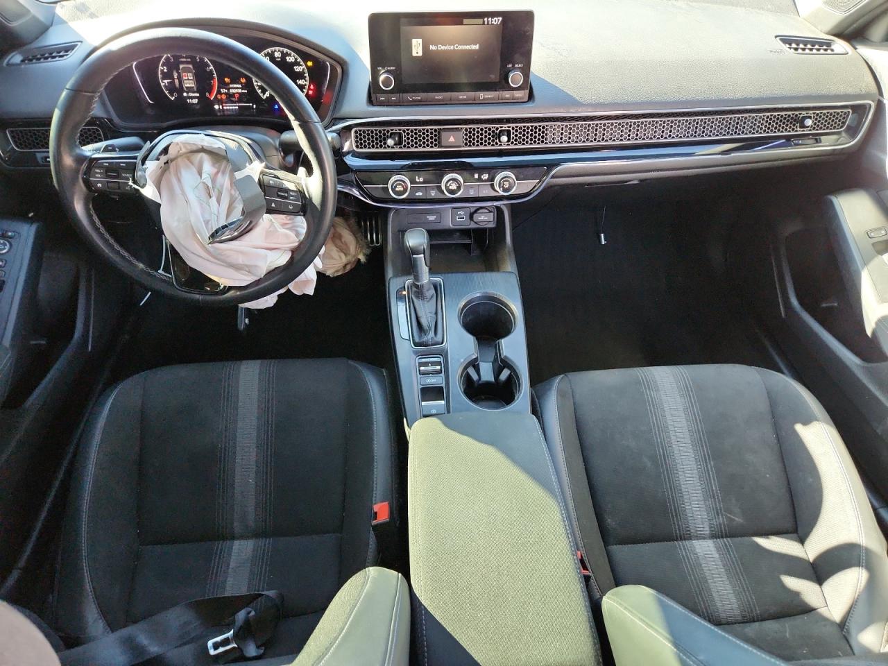 Honda Civic Sport Image 13