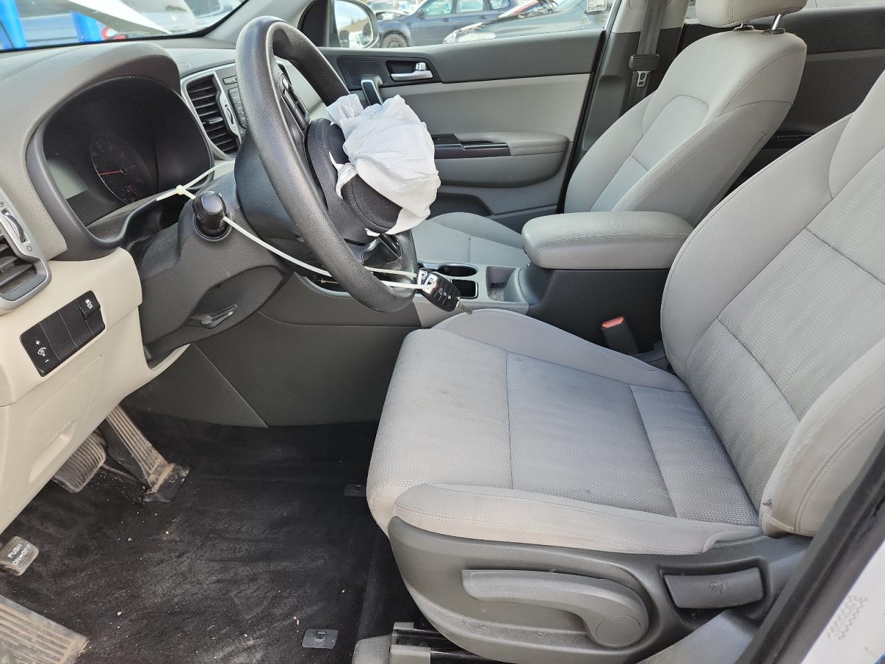 Kia Sportage Lx Image 7