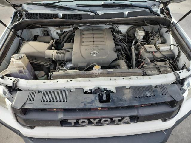 Toyota Tundra Crewmax 1794 Image 2