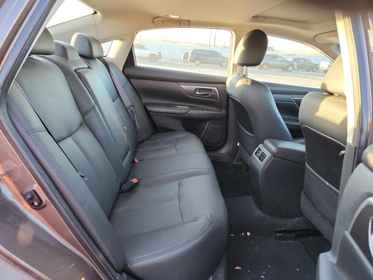 Nissan Altima 2.5 Image 10