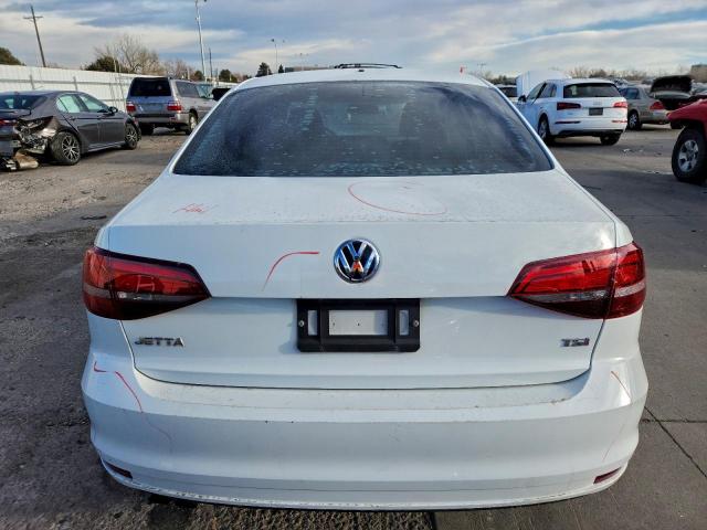 Volkswagen Jetta S Image 8