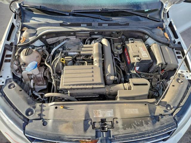 Volkswagen Jetta S Image 12