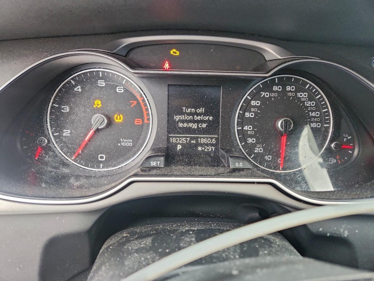 Audi A4 Premium Image 11