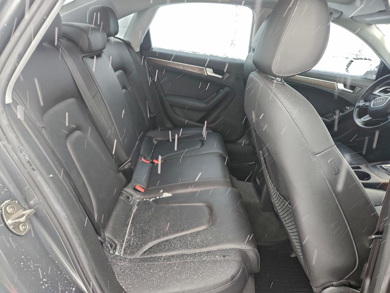 Audi A4 Premium Image 2