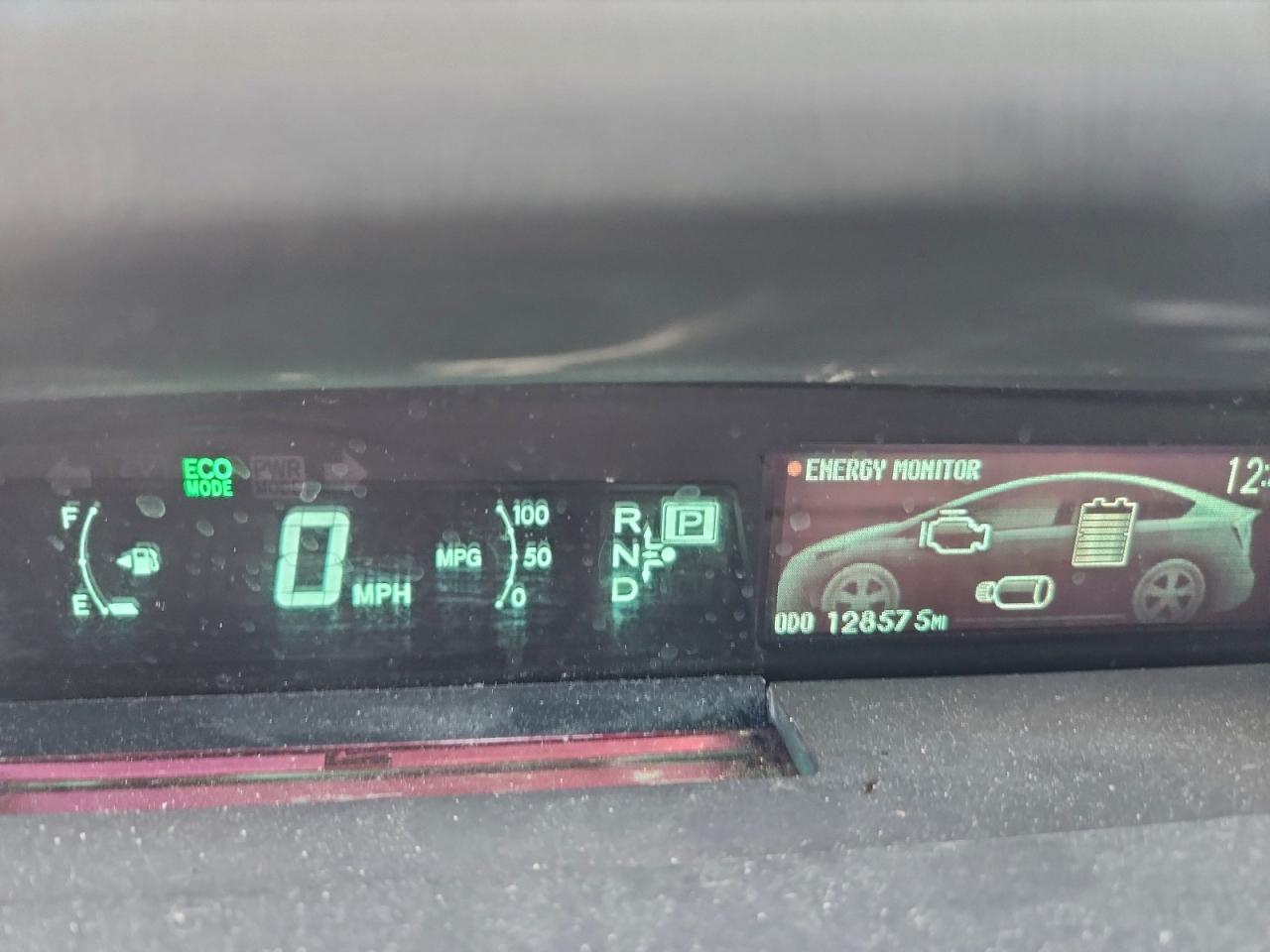 Toyota Prius Image 6