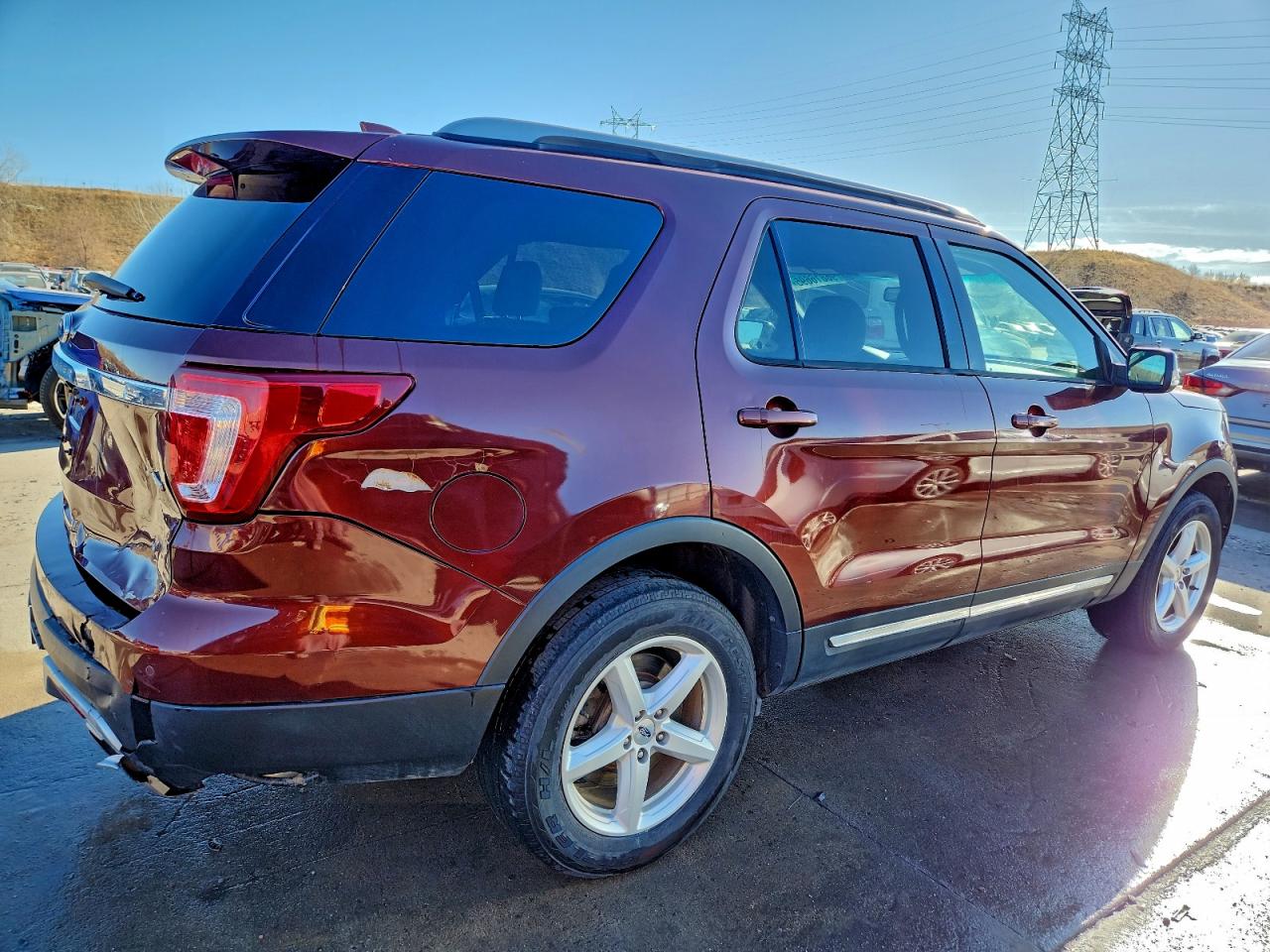 Ford Explorer Xlt Image 9