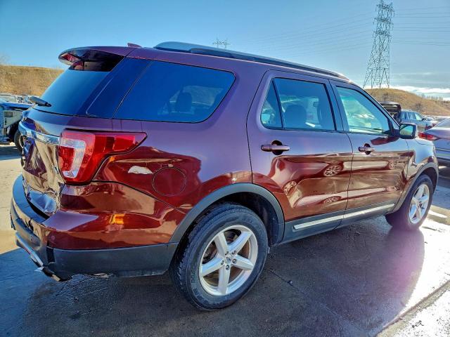 Ford Explorer Xlt Image 9