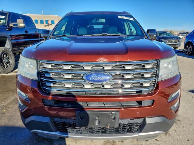 Ford Explorer Xlt Image 8