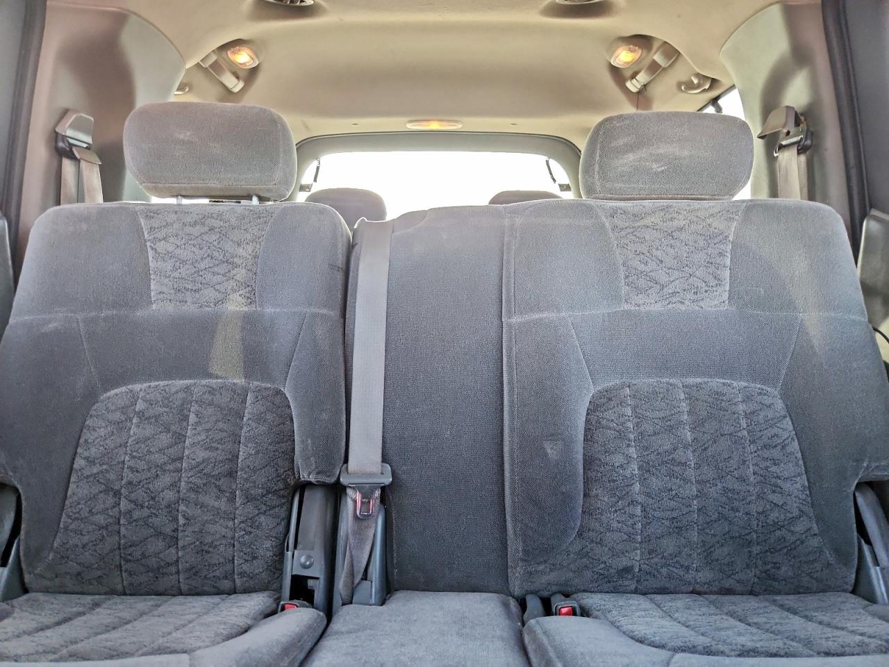 GMC Envoy Xl Image 5