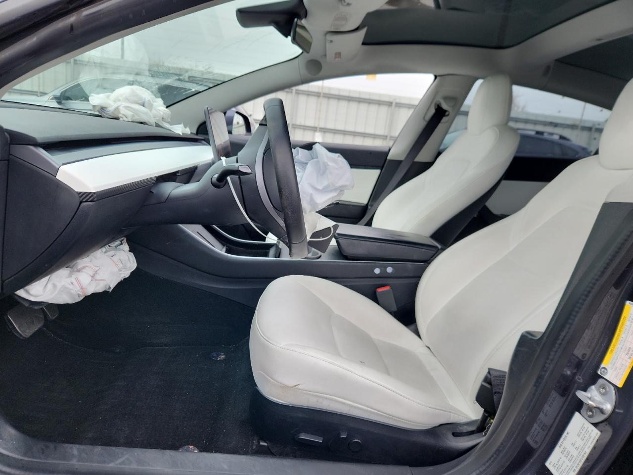 Tesla Model 3 Image 2