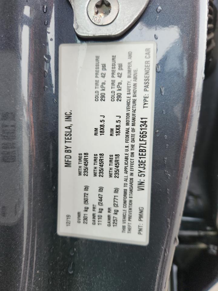 Tesla Model 3 Image 8