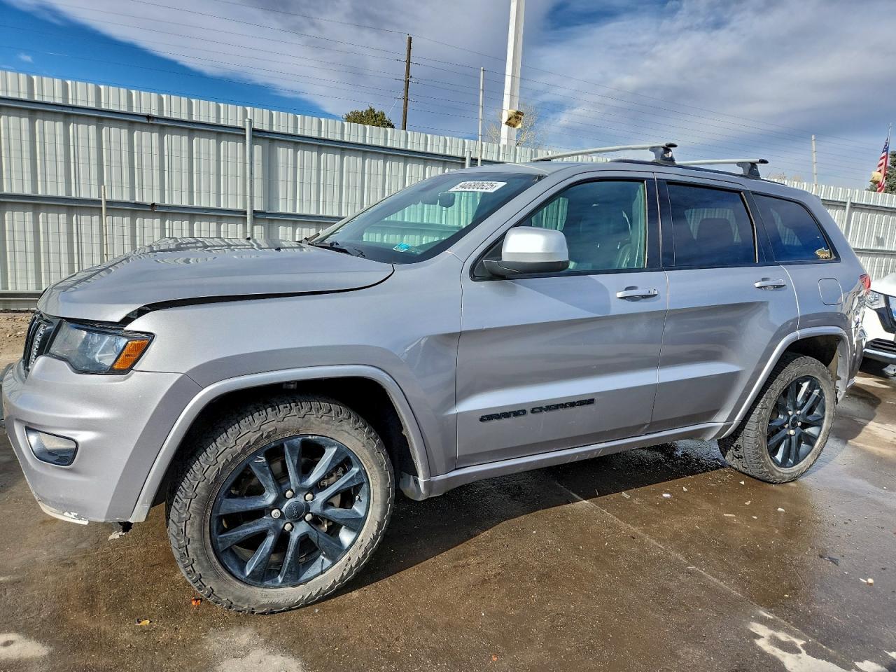 Jeep Grand Cherokee Laredo Image 1
