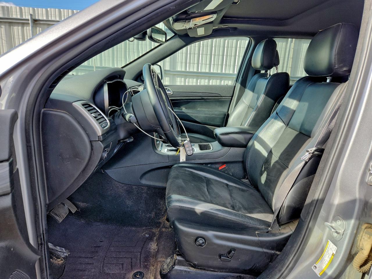 Jeep Grand Cherokee Laredo Image 13