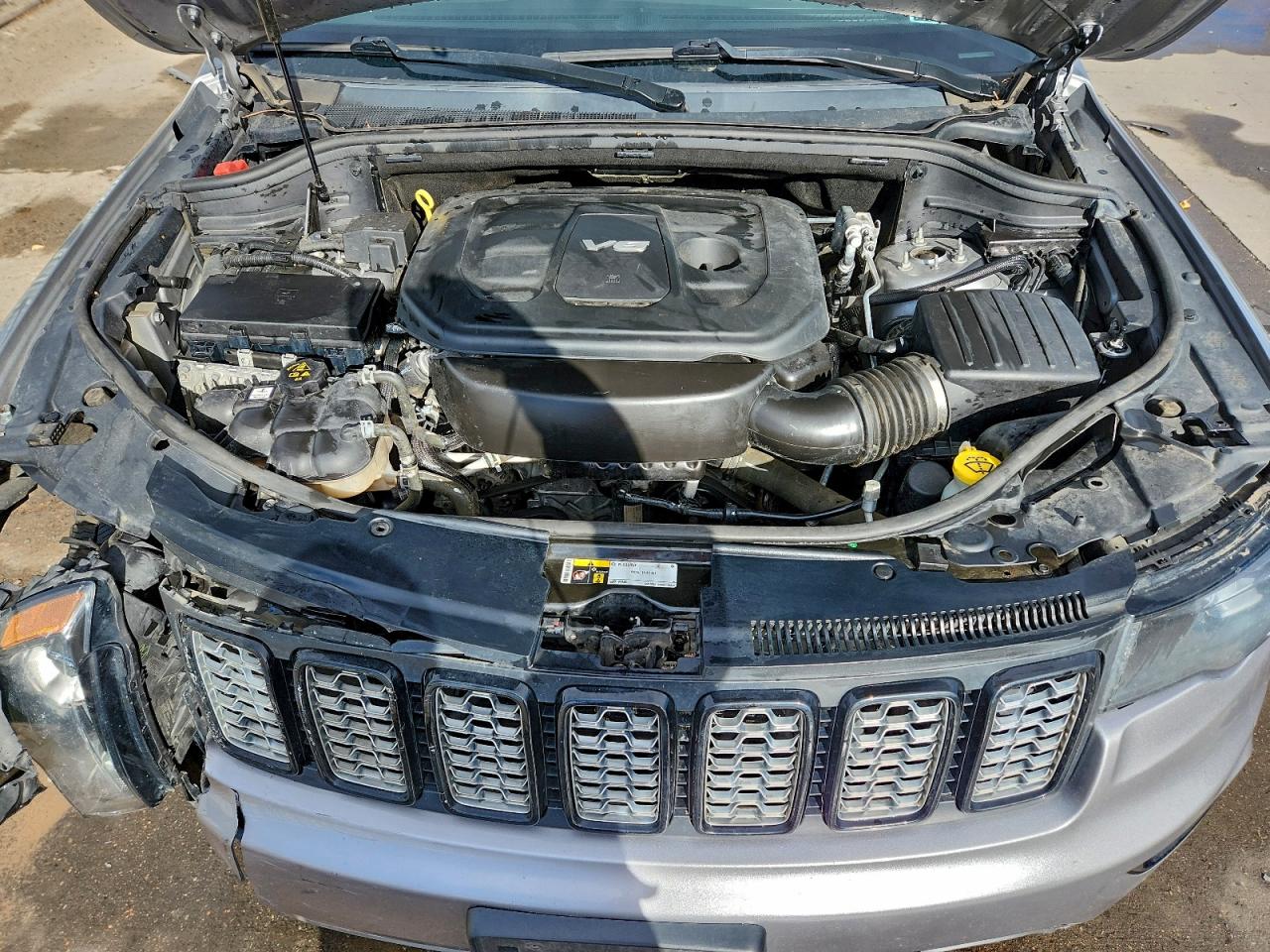 Jeep Grand Cherokee Laredo Image 5