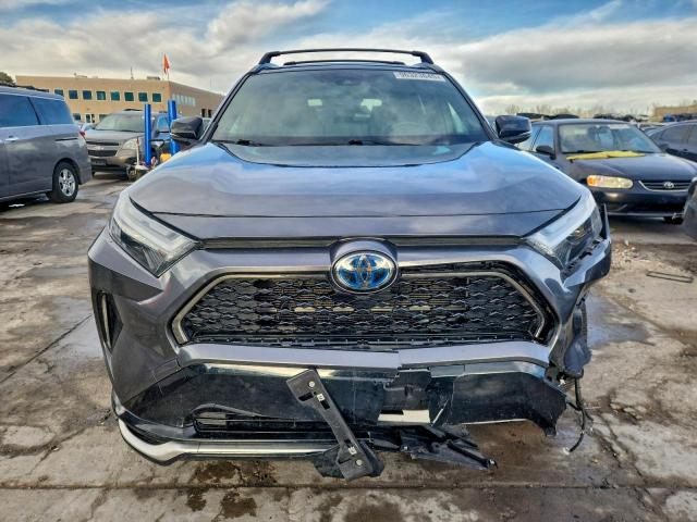 Toyota RAV4 Xse Image 2