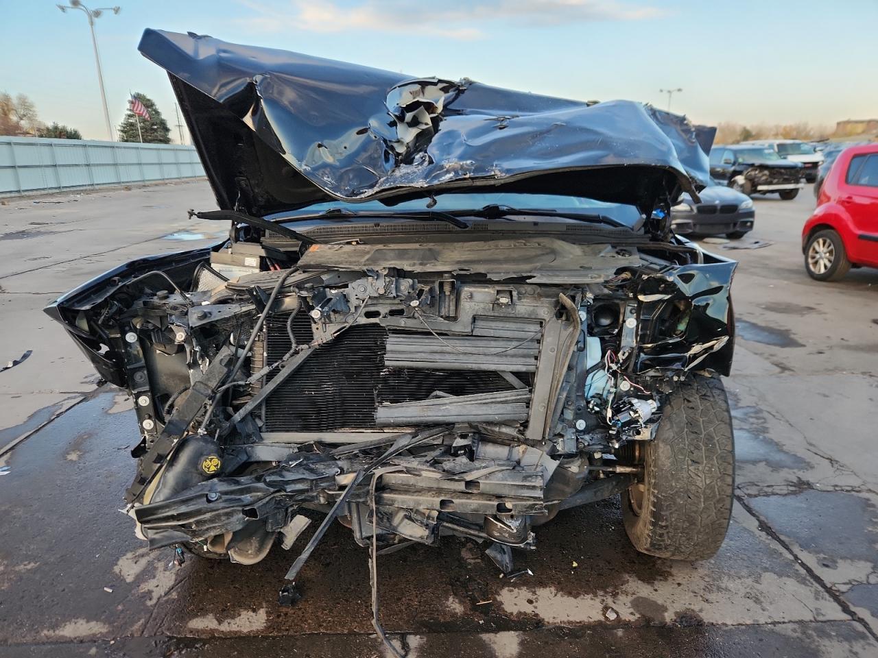 Chevrolet Suburban K1500 Lt Image 3