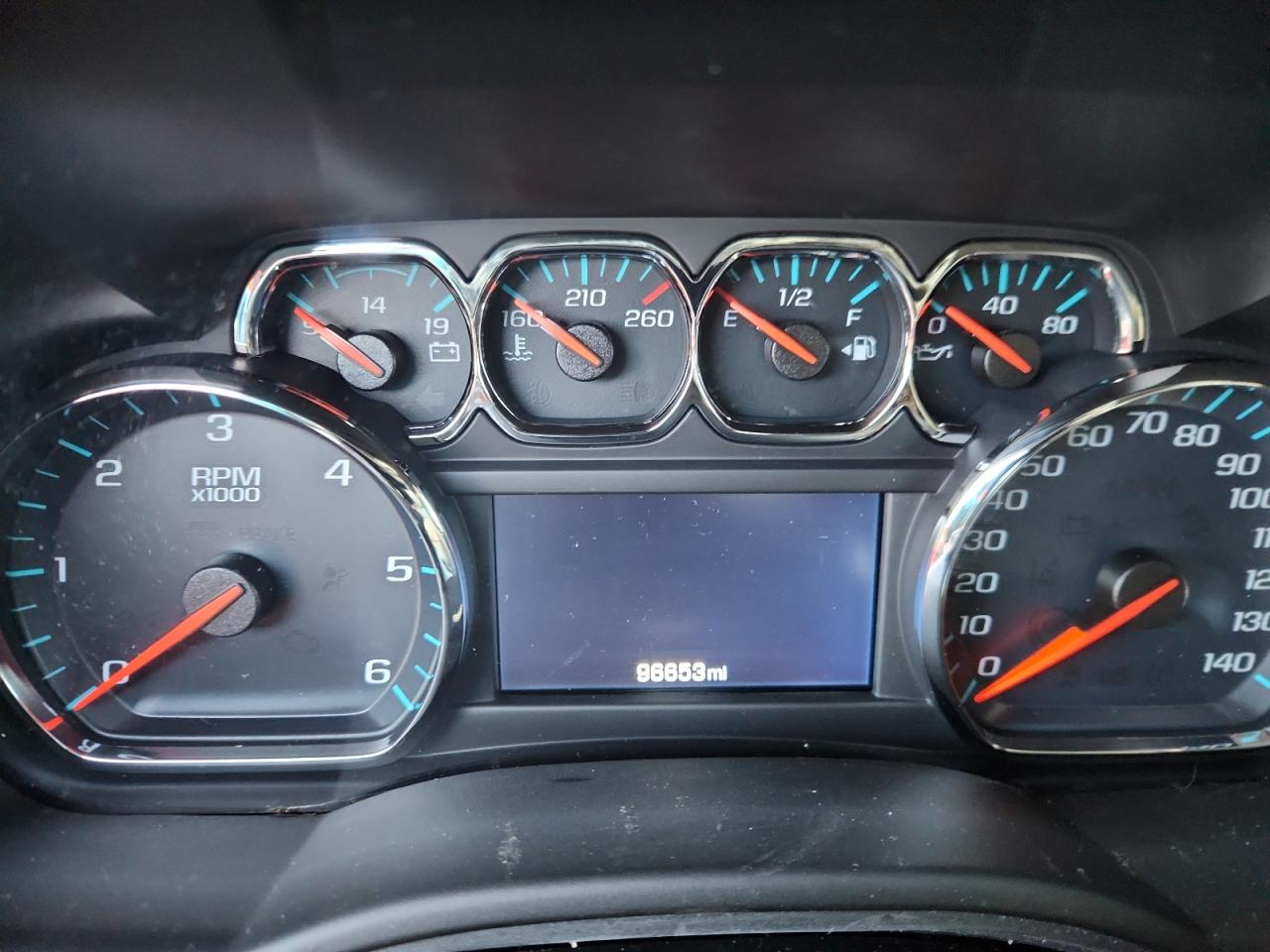 Chevrolet Suburban K1500 Lt Image 4