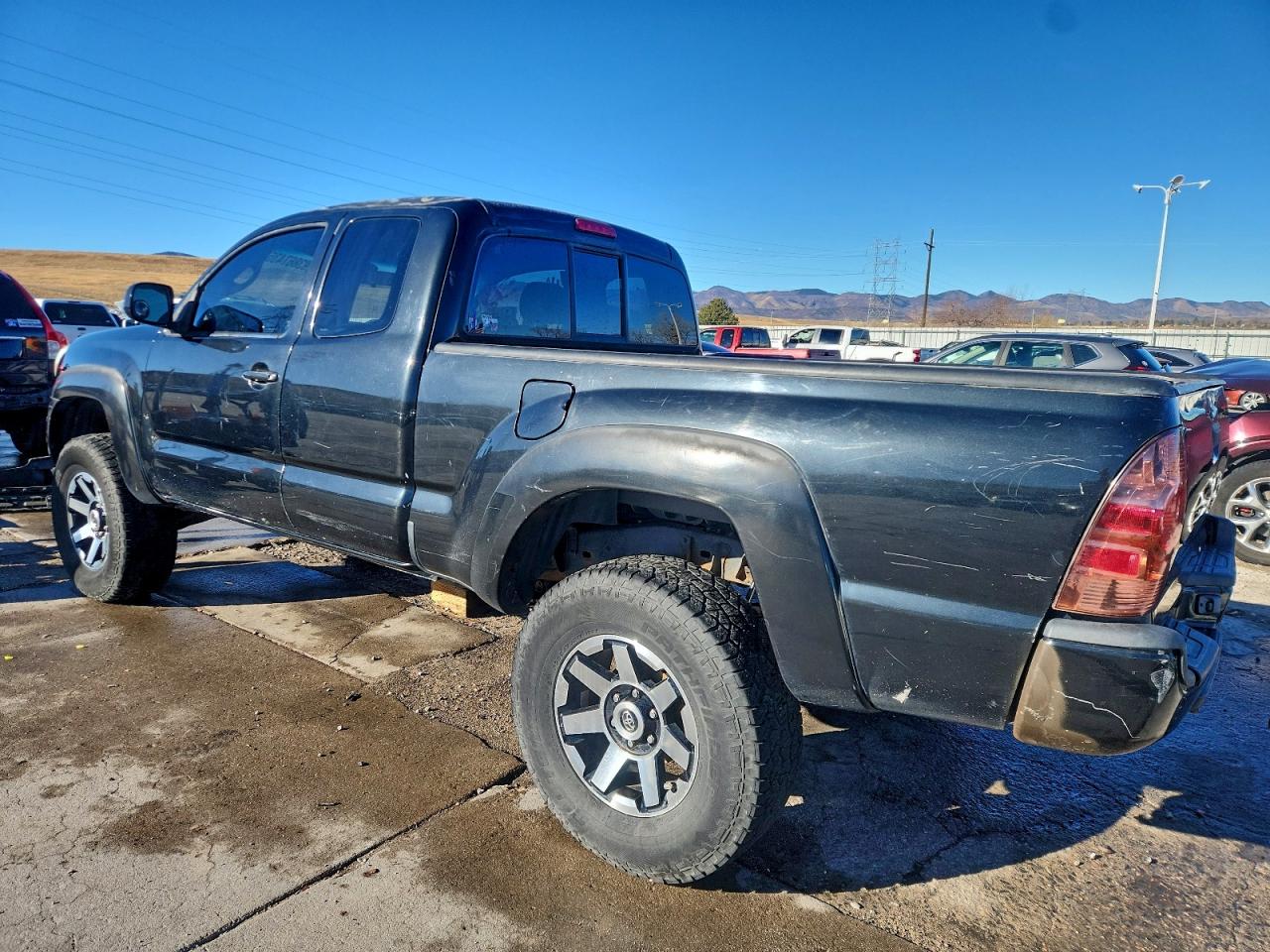 Toyota Tacoma Access Cab Image 4
