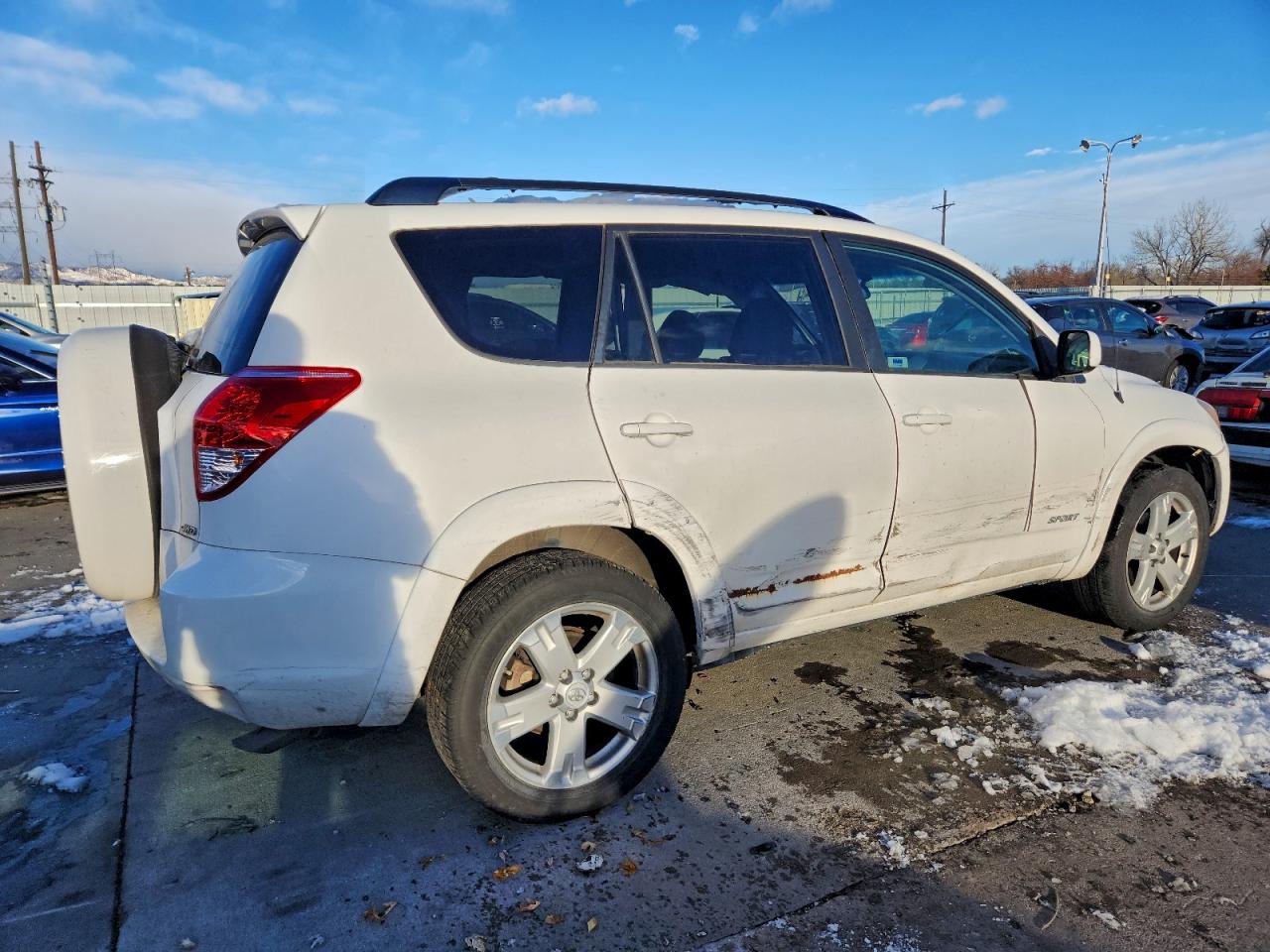 Toyota RAV4 Sport Image 11