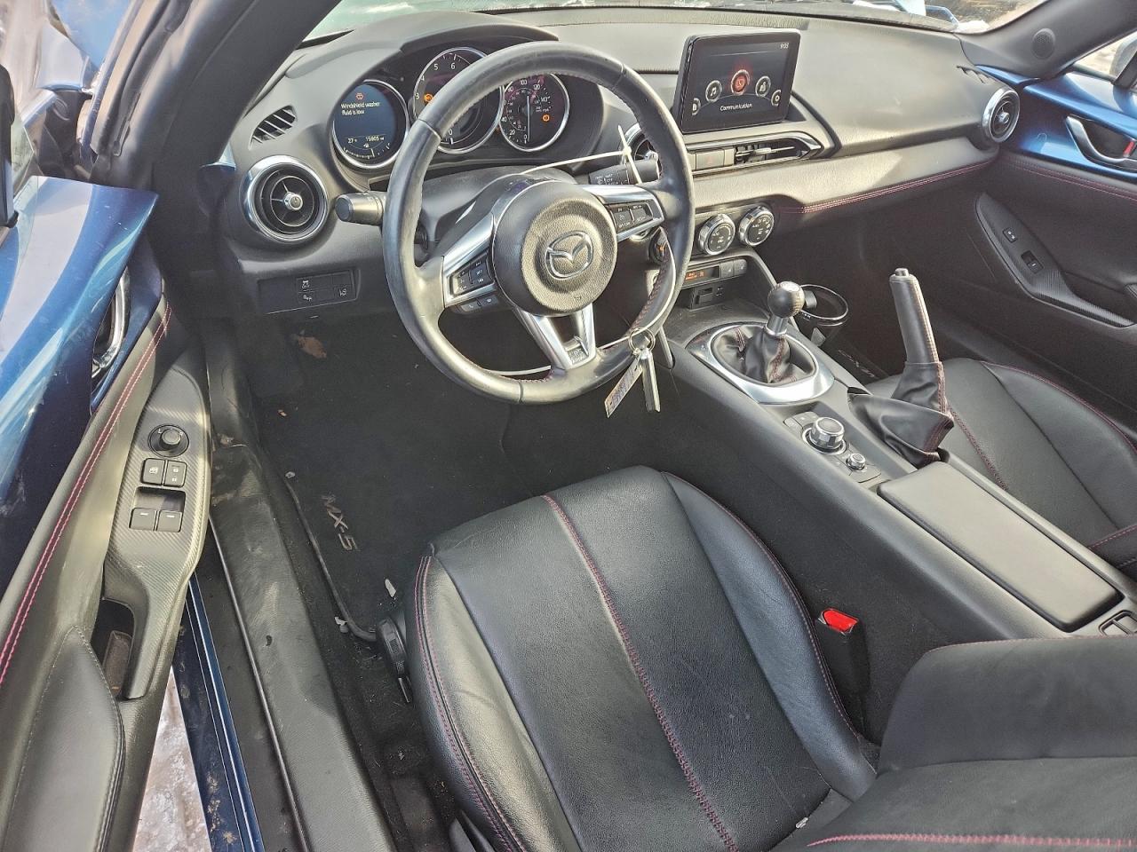 Mazda Mx5 Grand Touring Image 3