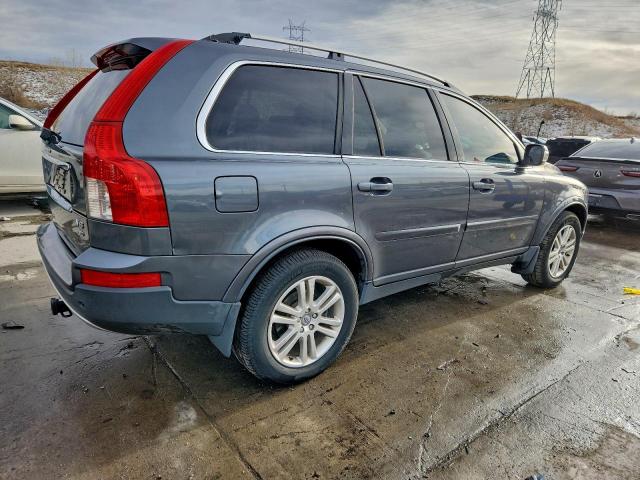 Volvo XC90 V8 Image 6