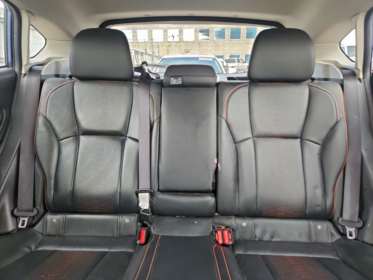 Subaru Crosstrek Limited Image 4