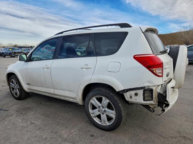 Toyota RAV4 Sport Image 6
