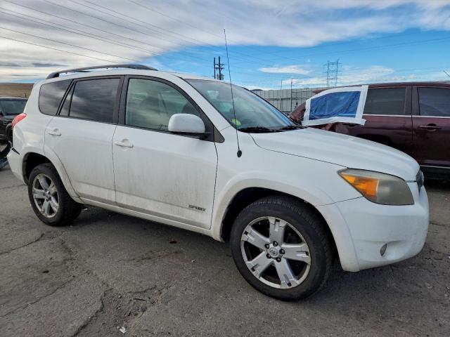 Toyota RAV4 Sport Image 4