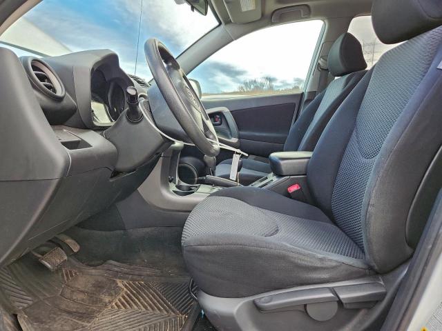 Toyota RAV4 Sport Image 9