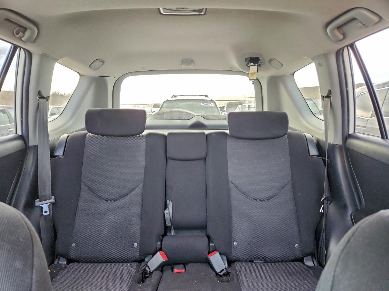 Toyota RAV4 Sport Image 8