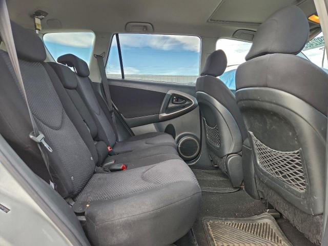 Toyota RAV4 Sport Image 10