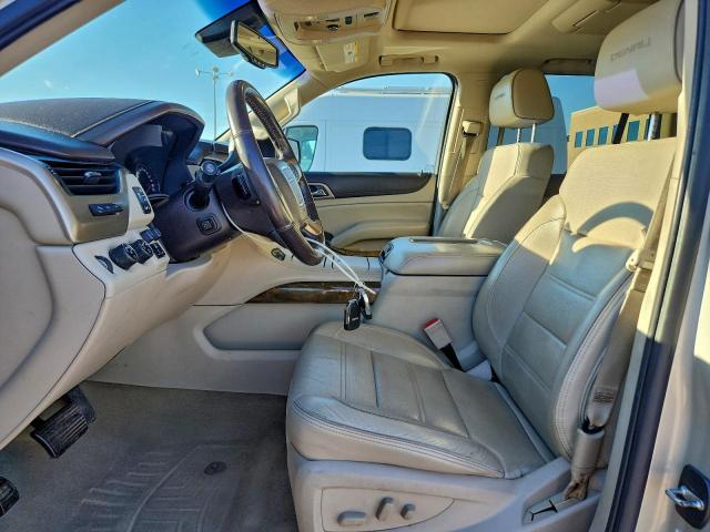 GMC Yukon Denali Image 10