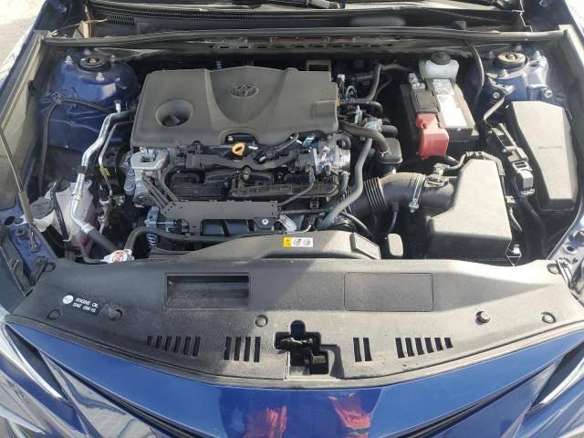 Toyota Camry Le Image 6